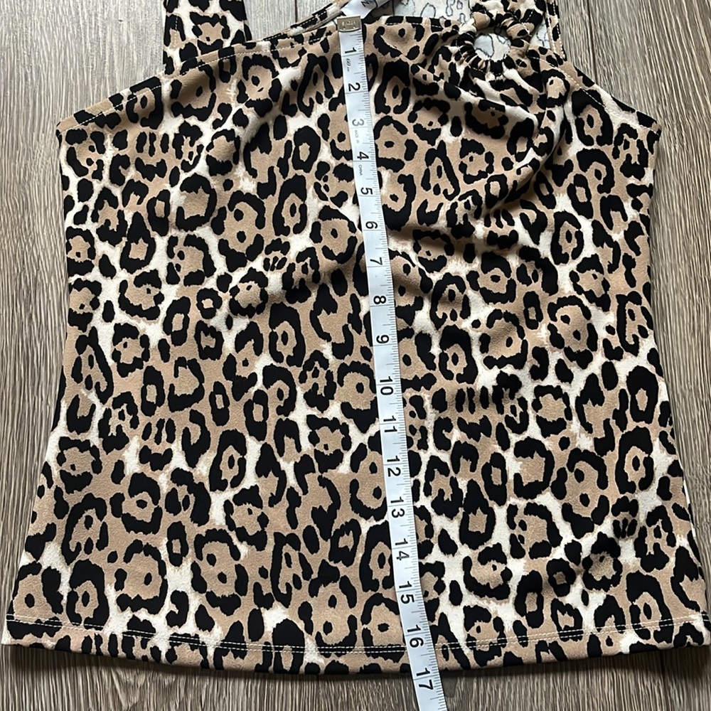 NWT Nine West cheetah top XS - Picture 3 of 6